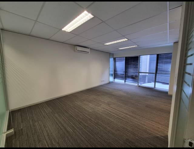 375M² OFFICE TO LET IN BEDFORDVIEW